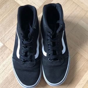 Soulier Vans type « botte » taille 7
